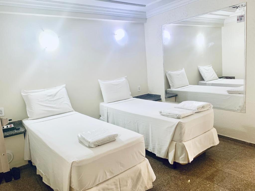 Hotel Buriti Stop (Adults Only) Goiania Exterior photo