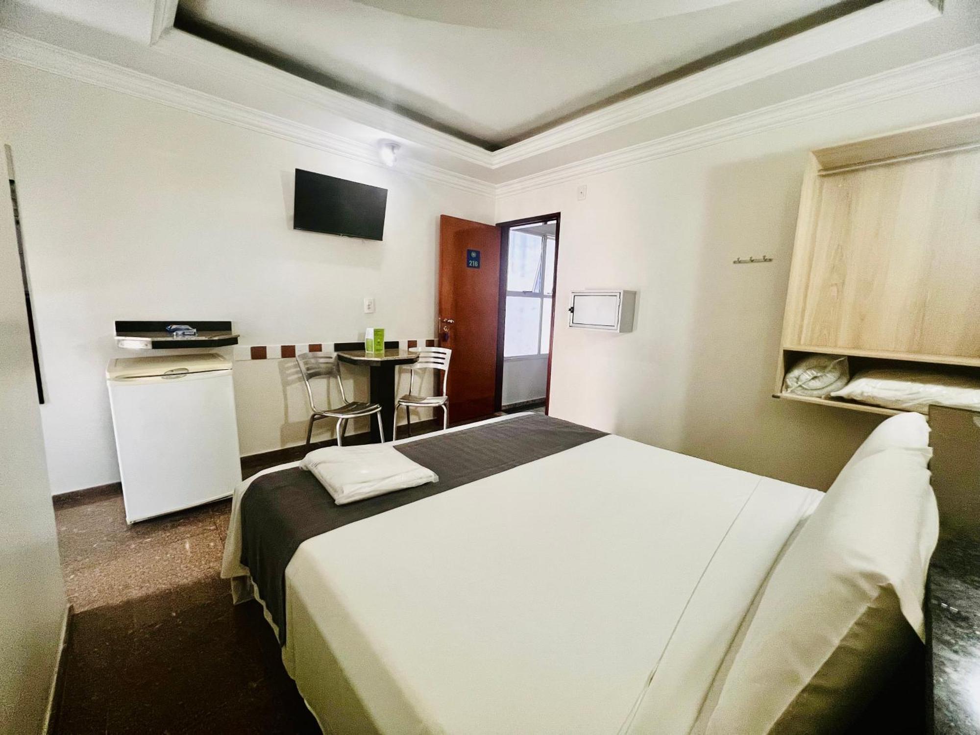 Hotel Buriti Stop (Adults Only) Goiania Exterior photo